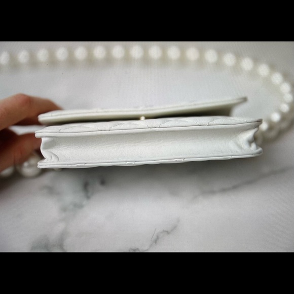 CHANEL WALLET ON CHAIN - Picture 8 of 13